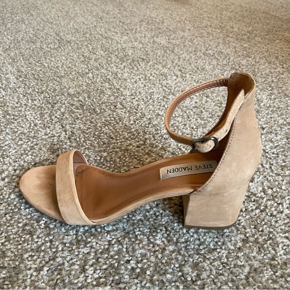 Steve Madden Tan Sandals - Picture 7 of 11